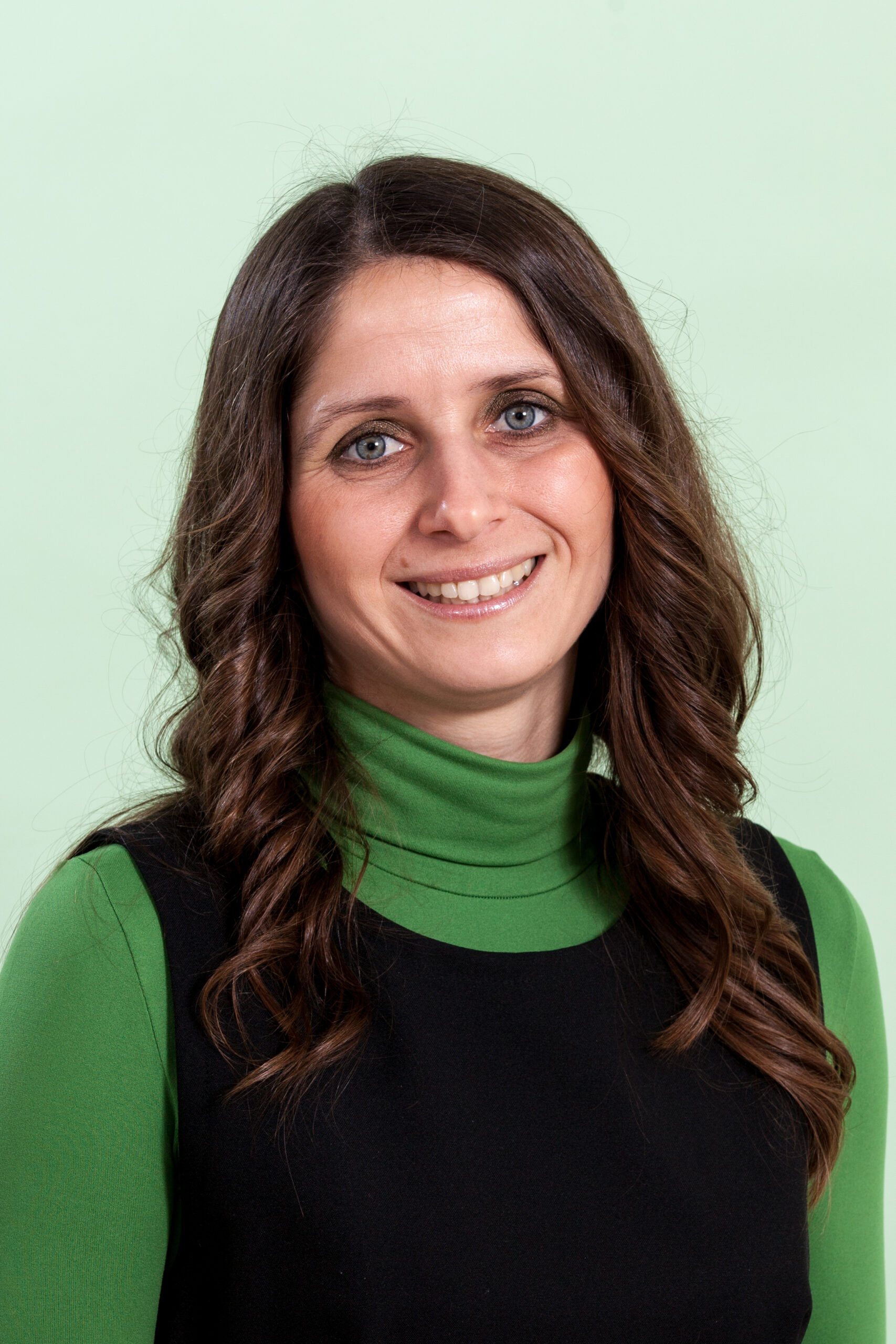 Vanda Zahirović, Expert Advisor
